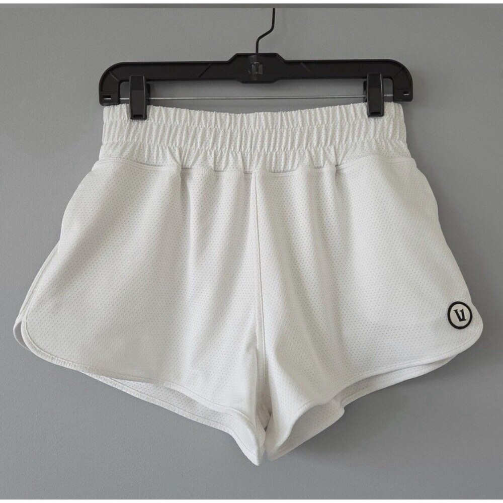 Vuori Women's 2.75” Micro Mesh Athletic Mini Shorts White Size Small Running